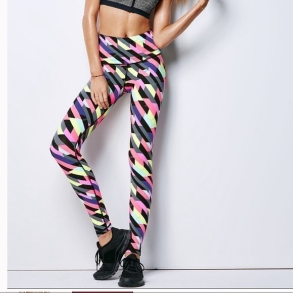 Victoria's Secret Knockout Leggings Geometric S - Picture 1 of 9